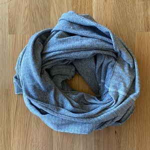 lululemon vinyasa scarf